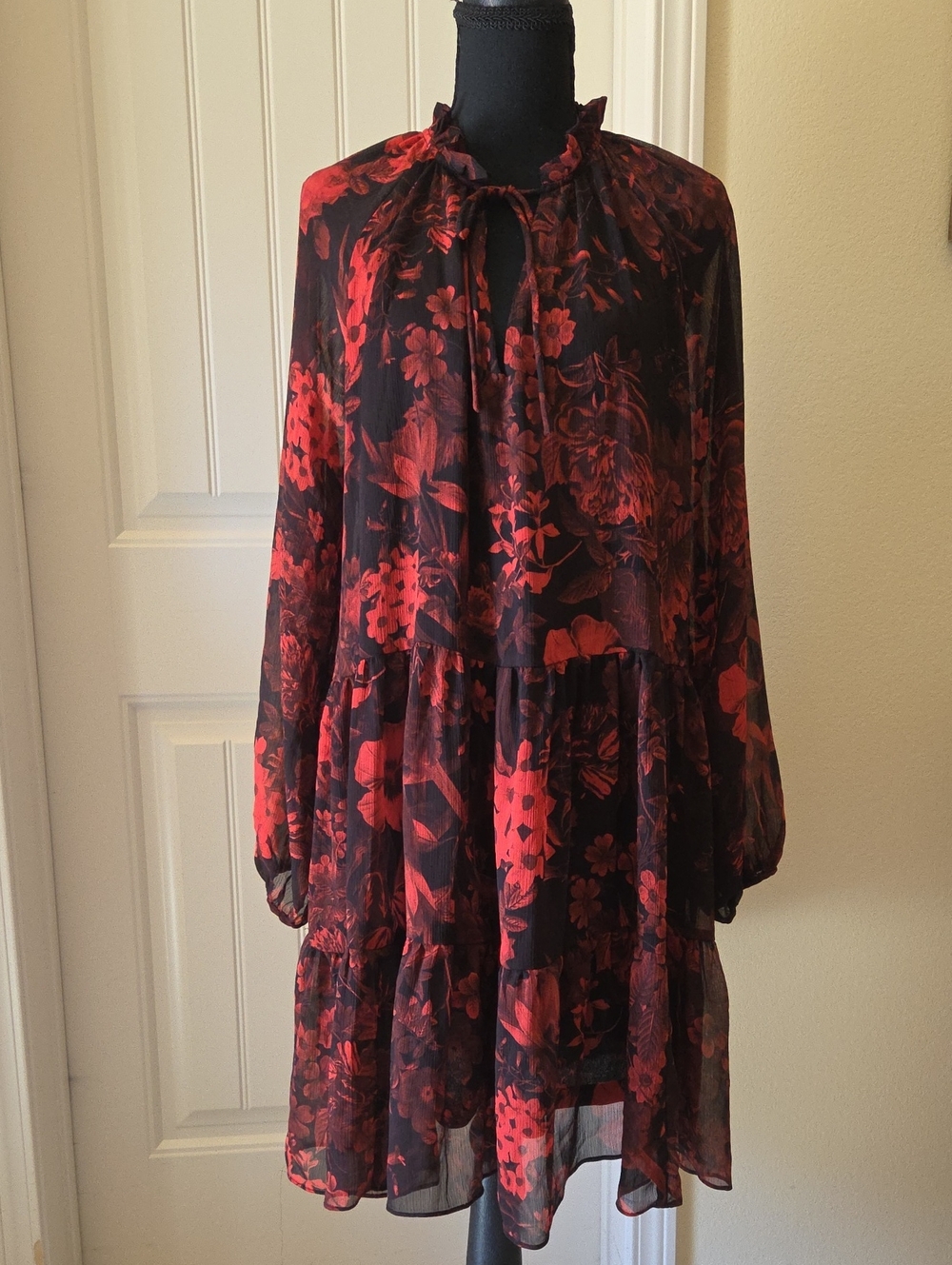 H&M Dress Black Red Floral Tiered Mini Long Sheer Sleeves Tie Neck, Size 12